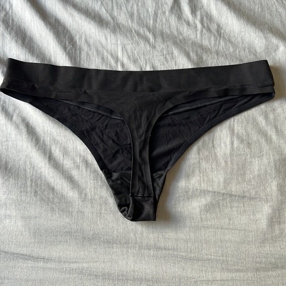 NWT Victoria’s Secret panty bundle! - Picture 4 of 9
